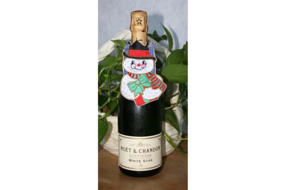 A Designer's Review: The Snowman Bottle Dress Embroidery