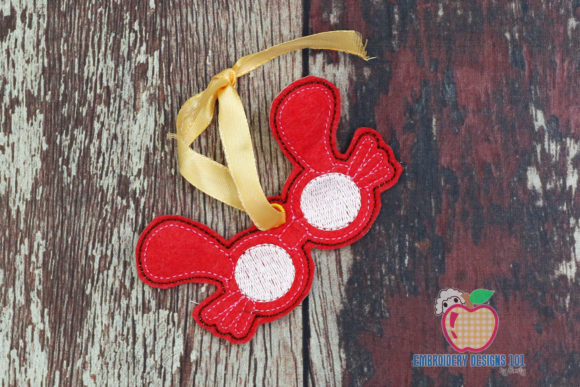 Christmas Glasses Ornament: A Festive & Functional Embroidery Design Review