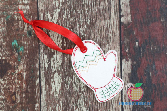 Reviewing the Christmas Winter Mittens ITH Ornament